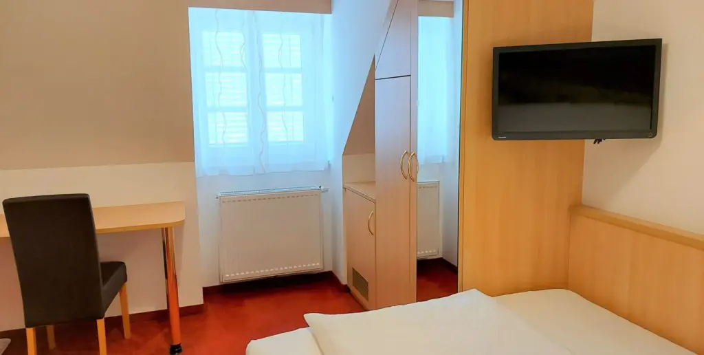 Doppelzimmer Standard, Einzelzimmer, Gästehaus Ferk, Frühtsückspension Bad Radkersburg