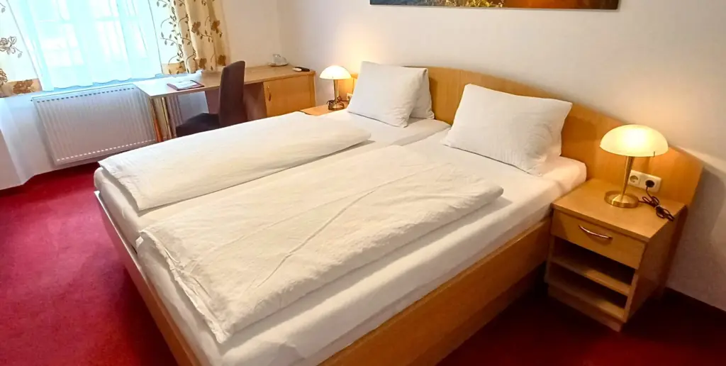 Doppelzimmer Standard, Doppelbett, Gästehaus Ferk, Frühtsückspension Bad Radkersburg